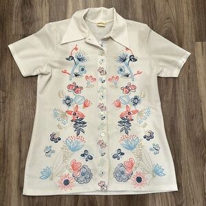🌸 Vintage Land ‘n Sea Floral Butterfly Blouse – 70s Boho Retro